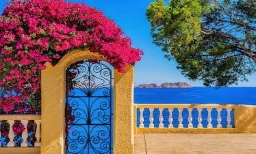 mediteranean elegant door overlooking ocean
